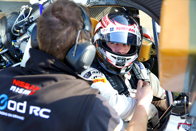 Nissan ZEOD RC rijdt eerste kilometers op het circuit